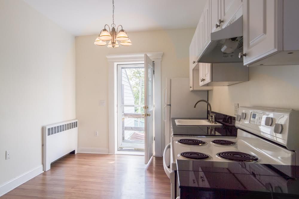 14 Madison Ave, Skowhegan, ME 04976